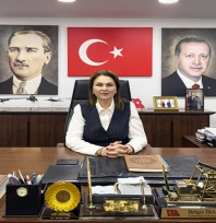 İba, 'Öğretmenler, yeni nesillerin önlerindeki ışıktır'