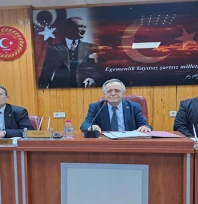 İl Genel Meclisi'nde İnsan Kaynakları ve Yazı İşleri Müdürlüğü sunum yaptı