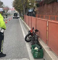 Kamyonla çarpışan elektrikli bisikletin sürücüsü yaralandı