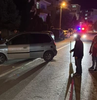 Kontrolünü kaybeden sürücü otomobile çarptı, kazada 4 araç kullanılamaz hale geldi