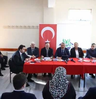 Muhtarlardan Vali Sezer'e köylerdeki yatırımlar için teşekkür