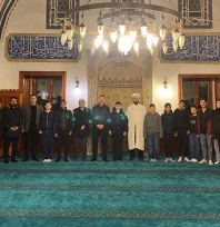 Öğrenciler sabah namazında buluştu