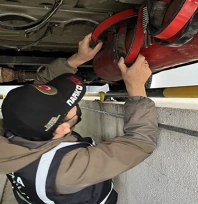 Otomobilde 19 kilo 692 gram esrar ele geçirildi