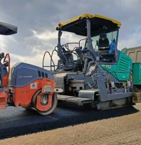 Sezer, 'Köylerimizi grup yollarından başlayarak sıcak asfaltta buluşturmak istiyoruz'