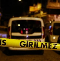 Üzerine tabela düşen işçi yaralandı