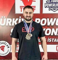 Uzunköprülü Sporcu Emre Dalaklı'dan Türkiye ikinciliği