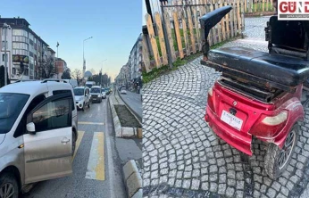 Ayşekadın'da otomobil ile elektrikli bisiklet çarpıştı