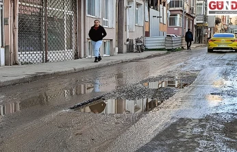 Çarşı merkezi toz içinde, sanayi asfaltlanıyor