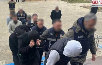 Diplomatik araçla kaçış iddiası: Edirne'de 6 gözaltı