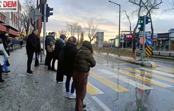 Edirne'de soğuk günlerin ardından yağışlı hava etkisini gösterdi