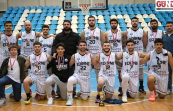 Edirne'nin Takımı Yenilgisiz Yürüyüşünü Sürdürdü