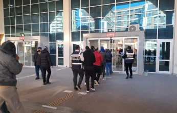 Fuhuş operasyonunda 6 şüpheli adliyeye çıkarıldı