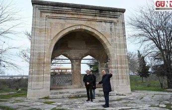 Köprü kalıntılarının bulunduğu alan ok meydanı ve yağlı güreş sahası olacak