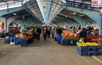 Meyve ve sebze pazarı sakin geçti