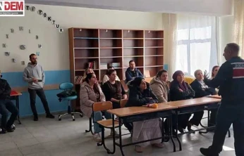 Öğretmen ve Velilere Narkotik Farkındalık Semineri