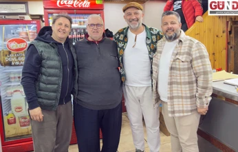 Sahneye tava ciğer enerjisiyle hazırlandılar