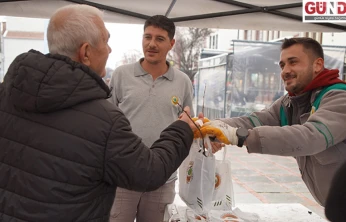 Saraçlar caddesinde Ihlamur Fidanı Dağıtıldı