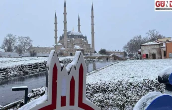 Trakya'da kar yağışı etkili oluyor