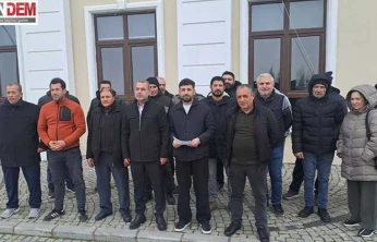 Ulus Pazarı esnafından belediye önünde çağrı: 'Pazar yeniden açılsın'