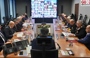 Vali Sezer yeni yıl tedbirleri toplantısına katıldı