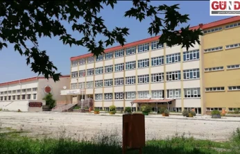 Vali Sezer, Yıldırım Beyazıt Anadolu Lisesinin yıkılacağını duyurdu