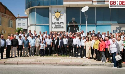 Milli Eğitim Bakanı Tekin, partililerle bir araya geldi