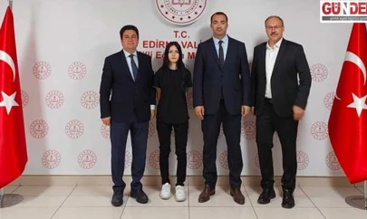 Oku-Yorum Yazı-Yorum projesinde Edirneli öğrenci birinci oldu