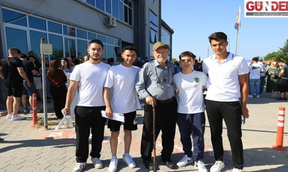 YKS'nin 81 yaşındaki 'en yaşlı' adayı bu yıl 8. kez üniversite sınavına girdi