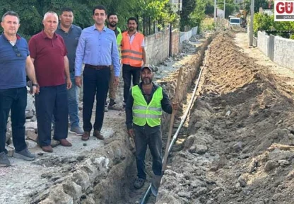 'Proje köyü' Sarpdere'da altyapı yenileme çalışmaları sürüyor