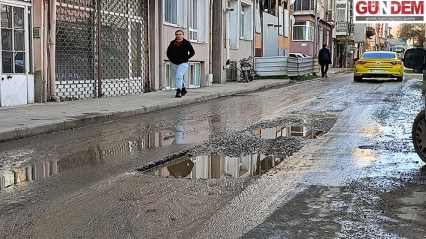 Çarşı merkezi toz içinde, sanayi asfaltlanıyor