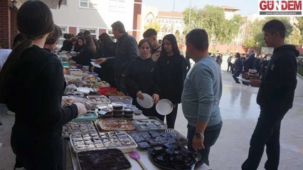 Genç aşçılardan Gazze için dayanışma sofrası