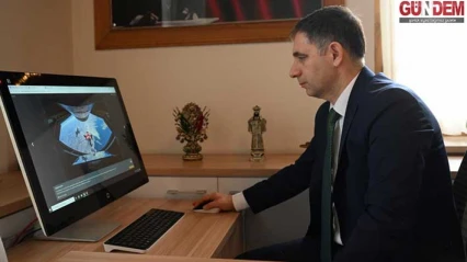 Saraç, 2025'e Damga Vuran Kareler İçin Oy Kullandı