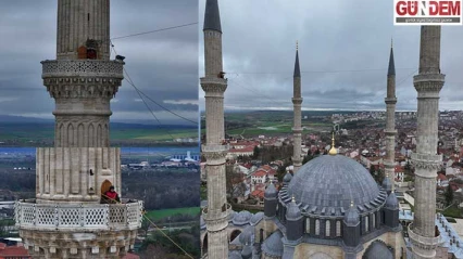 Selimiye'nin minareleri mahyalandı