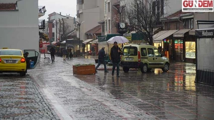 Uyarılar gerçeğe dönüştü, sağanak etkili oldu