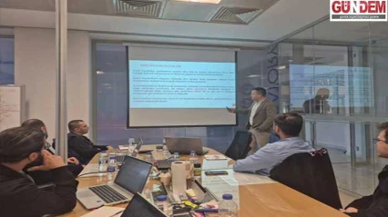 Yüksek gerilim alanında eğitim verildi