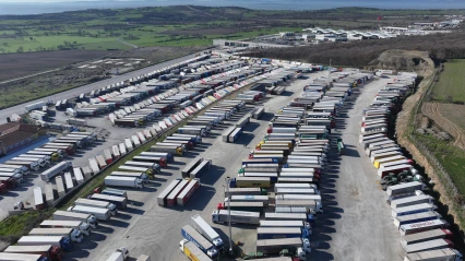 Yunanistan'daki çiftçi eylemleri sınırda tır yoğunluğunu artırdı