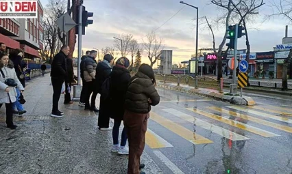 Edirne'de soğuk günlerin ardından yağışlı hava etkisini gösterdi