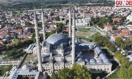 Edirne İdare Mahkemesi, Selimiye Camisi'nin kubbe tezyinatı işlemi için yürütmeyi durdurma kararı verdi