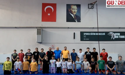 'Minik güreşçiler' şampiyonların izinde yetişiyor