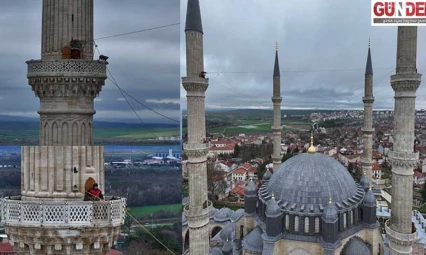 Selimiye'nin minareleri mahyalandı