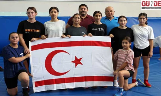 KKTC'den gelen kadın güreşçiler Edirne'de kamp yaptı
