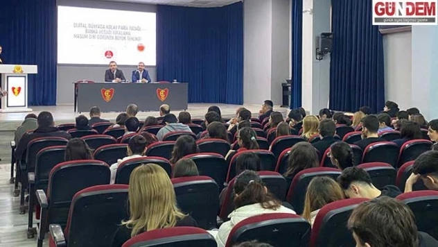 18-30 yaş aralığındaki gençlere IBAN paylaşımının riskleri anlatıldı