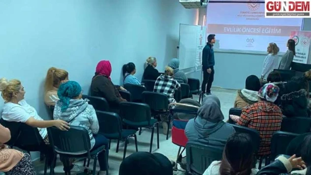 Aile kurmak isteyen bireylere 'Evlilik Öncesi Eğitim'