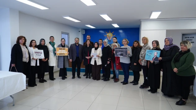 AK Parti Edirne Kadın Kolları üyeleri kadına yönelik şiddetle mücadele açıklaması yaptı
