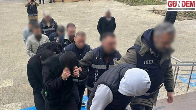 Diplomatik araçla kaçış iddiası: Edirne'de 6 gözaltı
