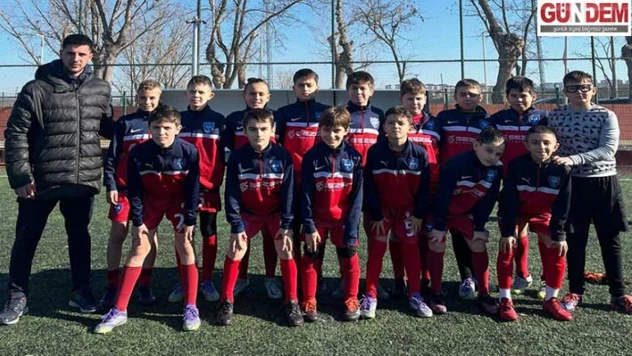 Edirne Birlik U-12 namağlup zirvede