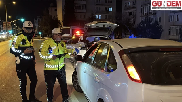 Edirne'de trafiği tehlikeye düşüren araçlara ceza kesildi