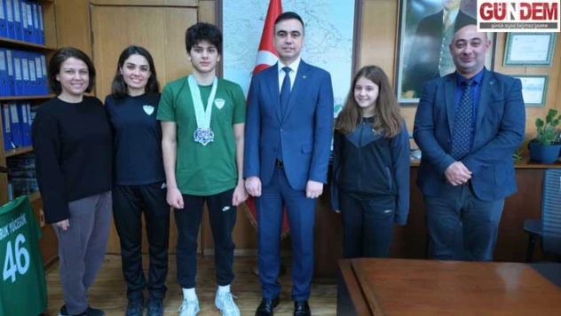 Edirneli Yüzücü Milli Formaya Uzandı