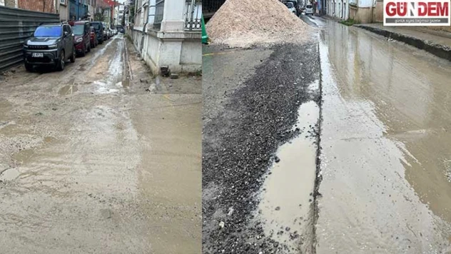 Sağanak Sonrası Cadde ve Sokaklar Çamur Deryası Haline Geldi