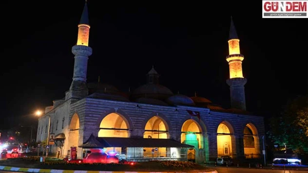 Sela eş zamanlı semada yankılandı